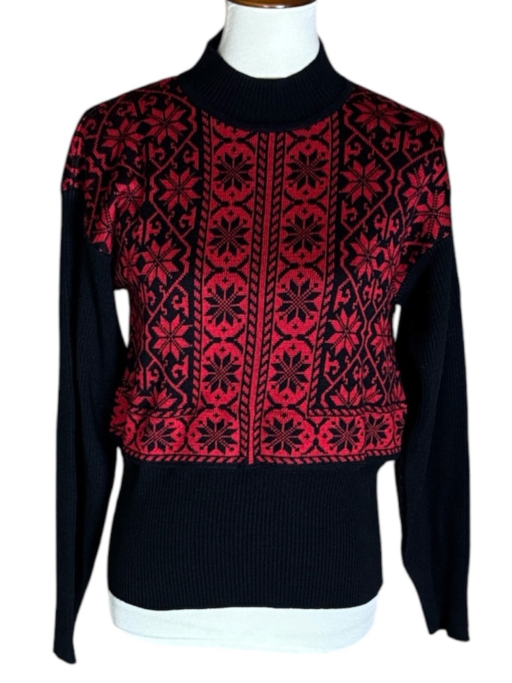 Vintage Demetre red and black Nordic wool blend sweater Size Medium